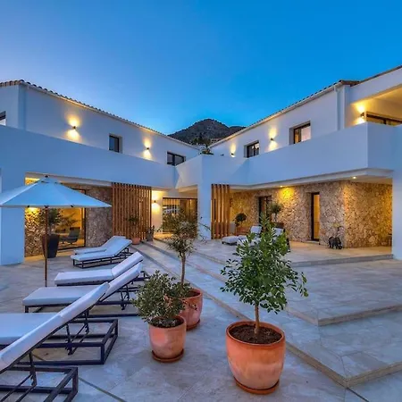 Luxury In Capellania. Appartement Benalmádena