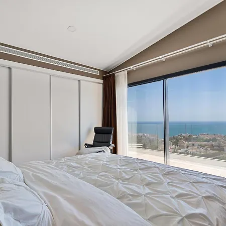 Luxury In Capellania. Апартаменты Бенальмадена